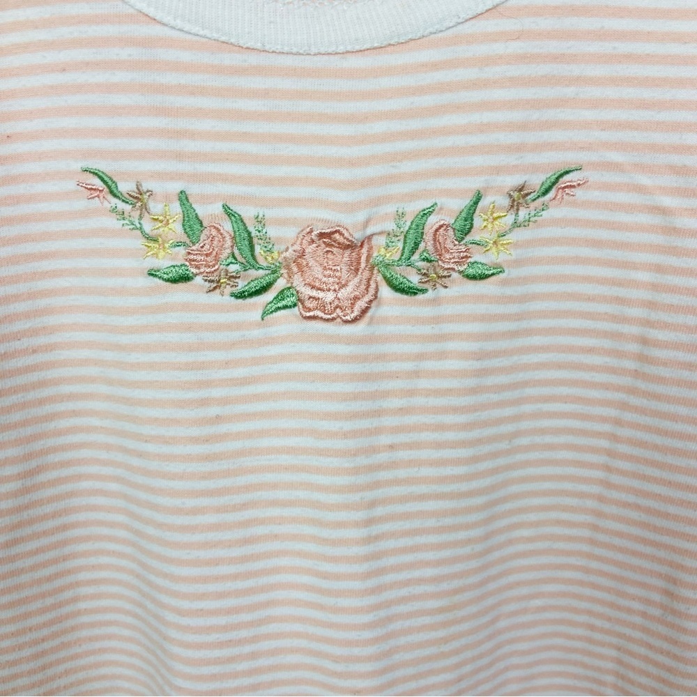 Unbranded cottage core Striped Peach T-Shirt with Floral Embroidery size XL - Picture 5 of 9